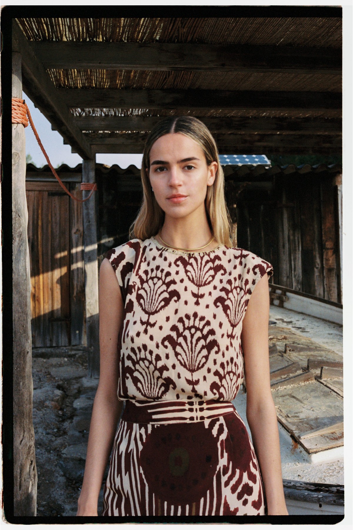 TOP IKAT FLOWER · SILK